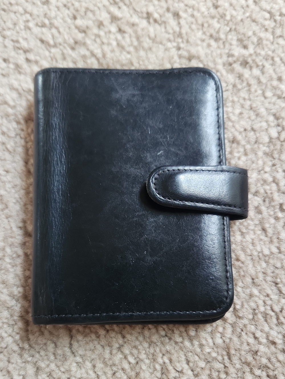 Vintage COACH Compact Wallet Black Leather Snap Closure